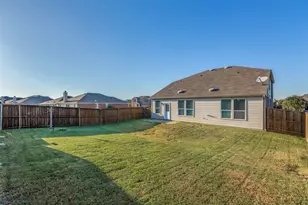 1700 Vernon Dr, Aubrey, TX 76227 - Photo 20