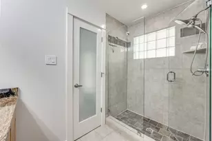 4616 W Lovers Ln, Dallas, TX 75209 - Photo 16