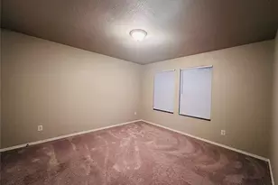 8101 Winding Stream Ln, Denton, TX 76210 - Photo 4