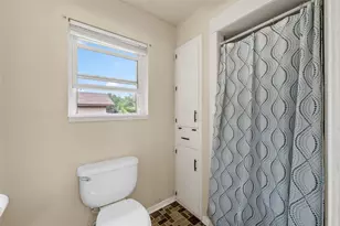 1004 W Elizabeth Dr, Robinson, TX 76706 - Photo 18
