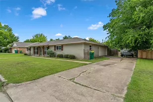 1004 W Elizabeth Dr, Robinson, TX 76706 - Photo 30