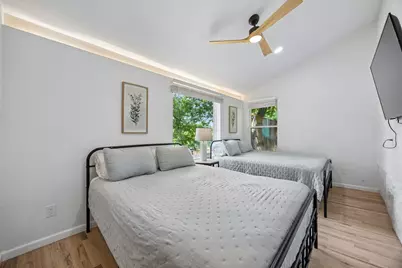 3102 W Jefferson Boulevard, Dallas, TX 75211 - Photo 6