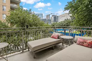 2323 N Houston St, Dallas, TX 75219 - Photo 28