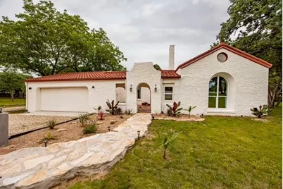 1319 East Fm 4, Cleburne, TX 76031 - Photo 2