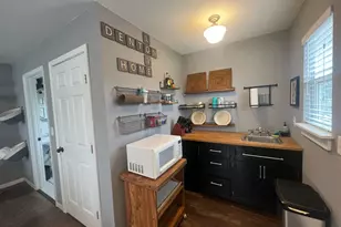 1217 N Austin St, Denton, TX 76201 - Photo 8