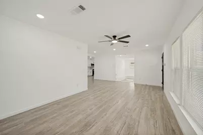 6825 Jewell Avenue, Fort Worth, TX 76112 - Photo 8