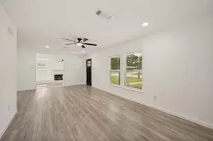 6825 Jewell Ave, Fort Worth, TX 76112 - Photo 4