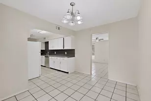 703 E Shady Grove Rd, Irving, TX 75060 - Photo 10