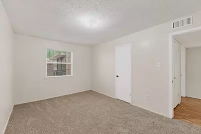703 E Shady Grove Road, Irving, TX 75060 - Photo 34