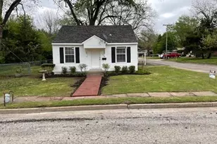 215 Orange St, Farmersville, TX 75442 - Photo 1