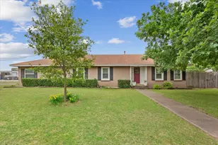 200 Karma Dr, Woodway, TX 76712 - Photo 2