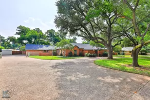 1533 Elmwood Dr, Abilene, TX 79605 - Photo 4