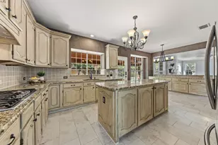 832 Tealwood Cir, Flower Mound, TX 75028 - Photo 8