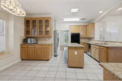 1052 E Seminole Trail, Carrollton, TX 75007 - Photo 16