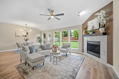 837 Morgan Drive, Burleson, TX 76028 - Photo 8
