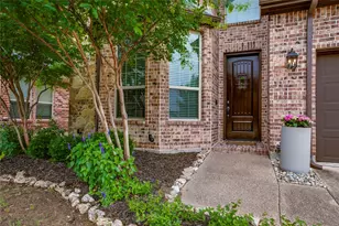1209 Yarrow St, Little Elm, TX 75068 - Photo 2