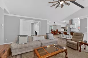 1029 Aspen Ln, Mansfield, TX 76063 - Photo 4