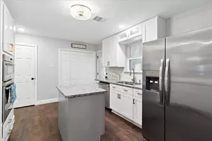 8912 S Hickory Rd, Krum, TX 76249 - Photo 8