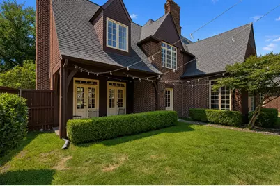 811 Lake Creek Drive, McKinney, TX 75072 - Photo 26