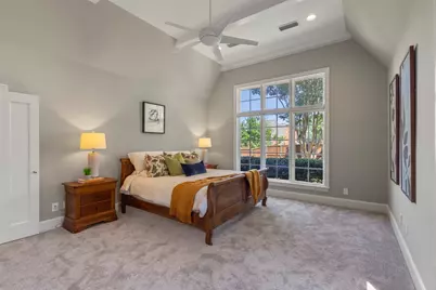 811 Lake Creek Drive, McKinney, TX 75072 - Photo 16