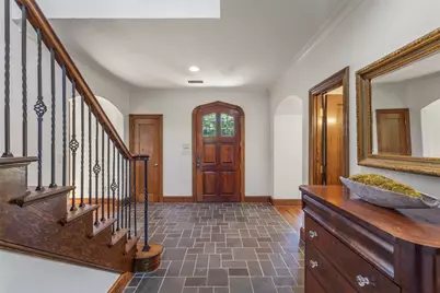 811 Lake Creek Drive, McKinney, TX 75072 - Photo 12