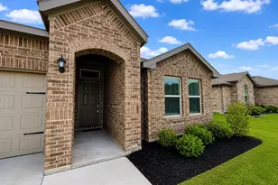 5817 Brookville Dr, Fort Worth, TX 76179 - Photo 2