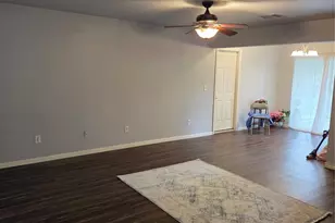 320 Hazelwood Ave, Waco, TX 76705 - Photo 6