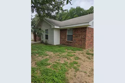 320 Hazelwood Avenue, Waco, TX 76705 - Photo 2