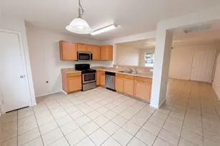 7434 Pineberry Rd, Dallas, TX 75249 - Photo 6
