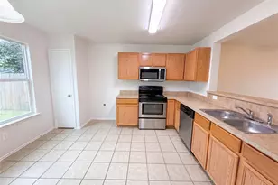 7434 Pineberry Rd, Dallas, TX 75249 - Photo 4
