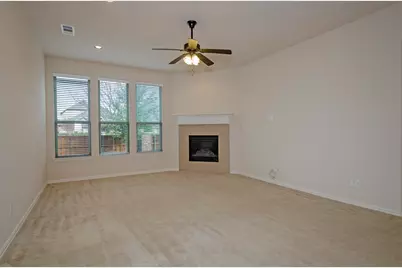 10876 Leesa Drive, McKinney, TX 75072 - Photo 10
