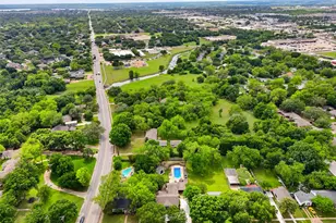 216 Sunset Dr, Cleburne, TX 76033 - Photo 36