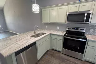3310 Polk St, Greenville, TX 75401 - Photo 2