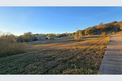 2202 Mountain Lakes Drive, Cedar Hill, TX 75104 - Photo 6
