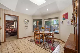 1404 Homestead Ct, Irving, TX 75061 - Photo 16