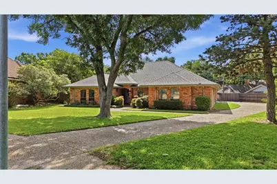 1404 Homestead Court, Irving, TX 75061 - Photo 36