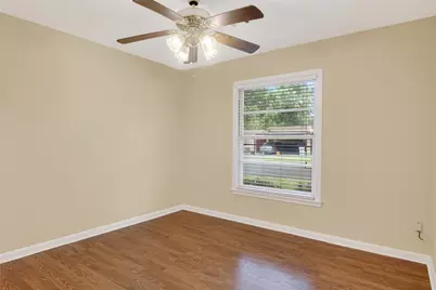 2101 Hermanson Drive, Waco, TX 76710 - Photo 32