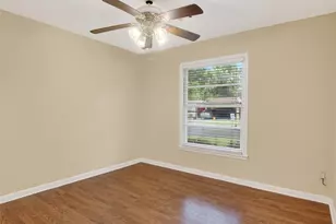 2101 Hermanson Dr, Waco, TX 76710 - Photo 32
