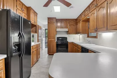 2101 Hermanson Drive, Waco, TX 76710 - Photo 20