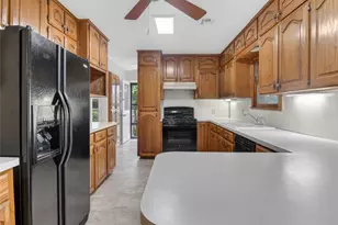 2101 Hermanson Dr, Waco, TX 76710 - Photo 20