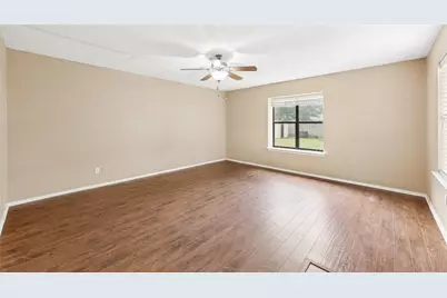 1607 Windlea Drive, Euless, TX 76040 - Photo 14