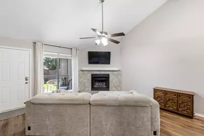 2420 Oakmont Drive, Bedford, TX 76022 - Photo 8