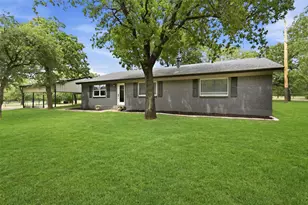 992 FM 2210, Bridgeport, TX 76426 - Photo 4