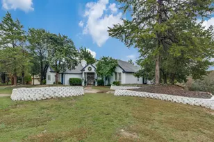1828 Valley View Dr, Cedar Hill, TX 75104 - Photo 2