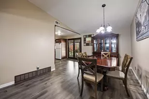 109 Ridgeway Cir, Lewisville, TX 75067 - Photo 8