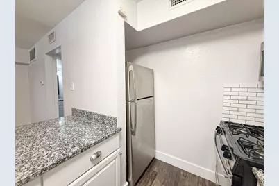 5928 Fletcher Avenue #20, Fort Worth, TX 76107 - Photo 8