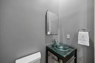 3003 Douglas Ave, Dallas, TX 75219 - Photo 10
