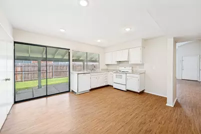 4708 Woodfield Drive, Arlington, TX 76016 - Photo 10
