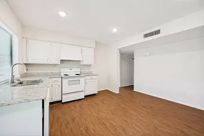 4708 Woodfield Drive, Arlington, TX 76016 - Photo 8