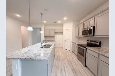 10513 Summer Place Lane, Fort Worth, TX 76140 - Photo 4